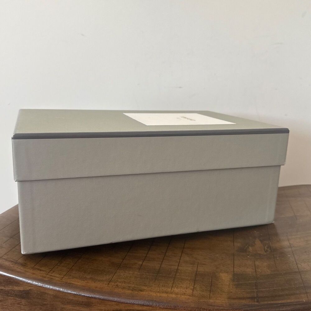 Authentic Tom Ford Empty Shoe Box 12” x 8” x 4.9” Luxury Storage Display Organiz - Picture 4 of 16